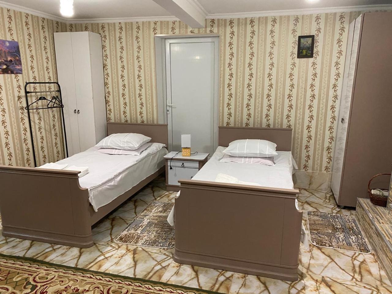 Guest House Happy House 库塔伊西 外观 照片