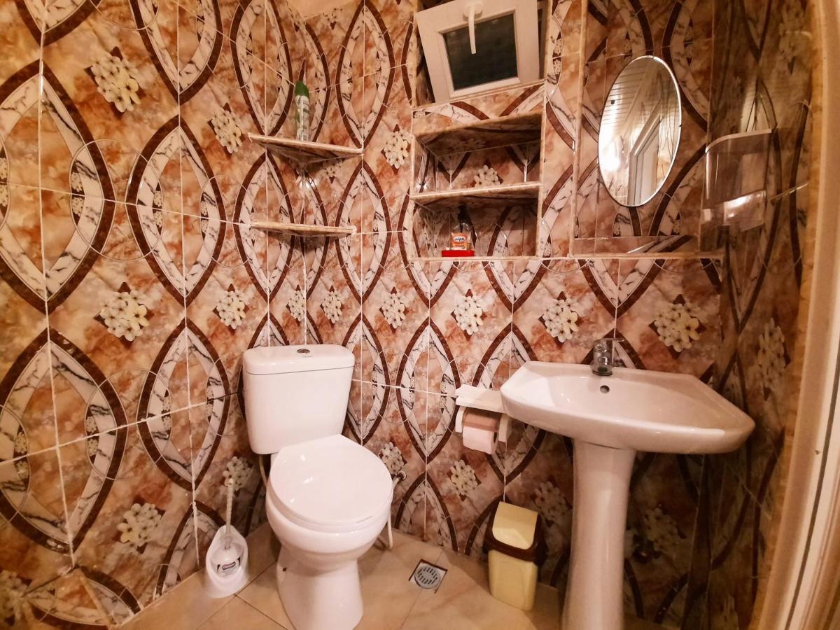 Guest House Happy House 库塔伊西 外观 照片